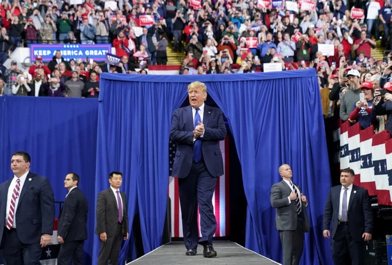 Trump Walking Fine Line in Supporting Iran Protesters