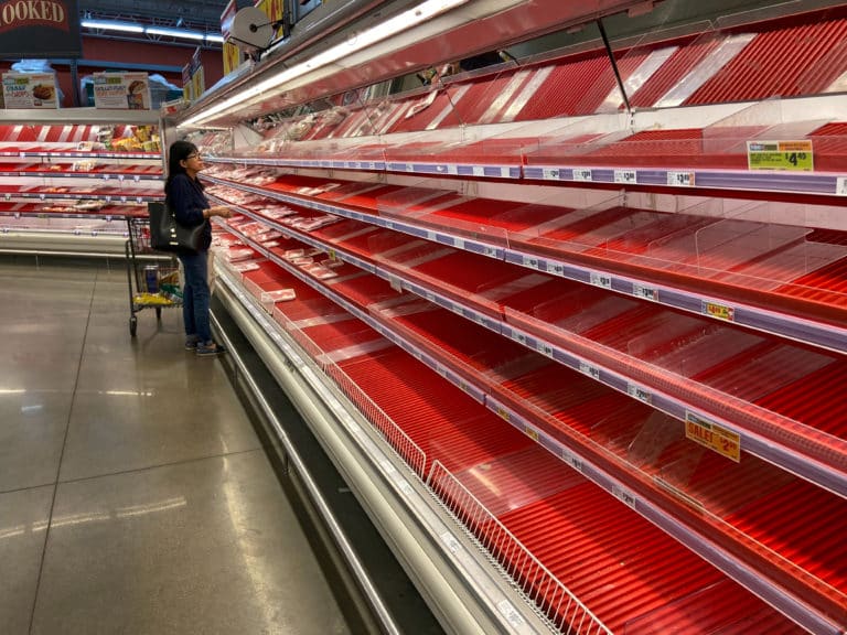 Rep. Thomas Massie Claims US Is ‘Weeks’ Away From Seeing Food Shortages