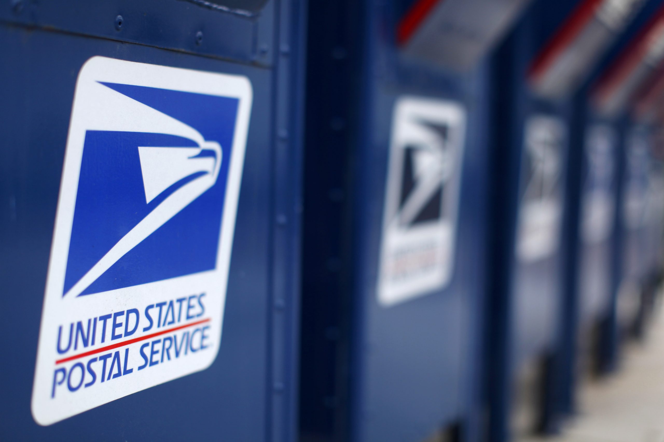 Democratic Lawmakers Call on FBI to Investigate Trump’s Postmaster General