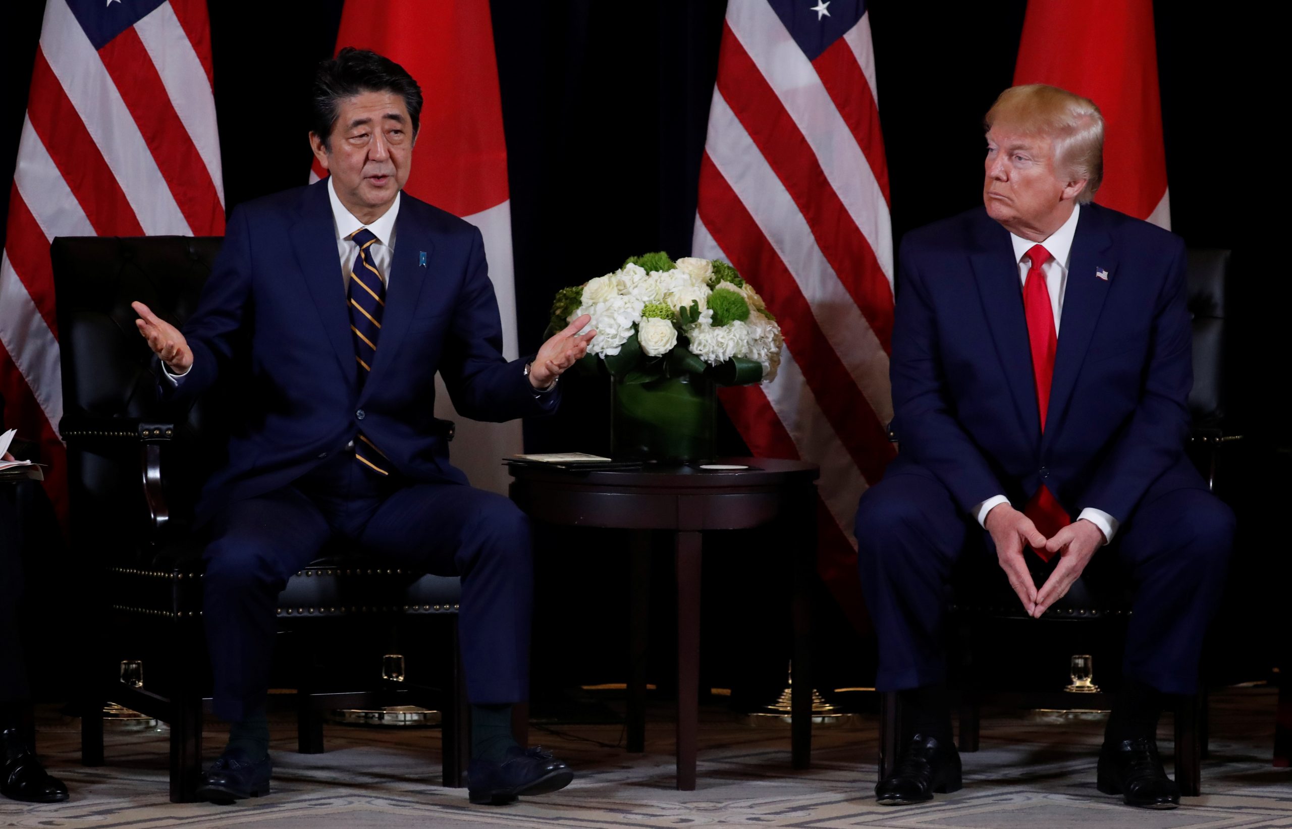 Japan’s Abe Tells Trump Strengthening of Alliance Will Not Change