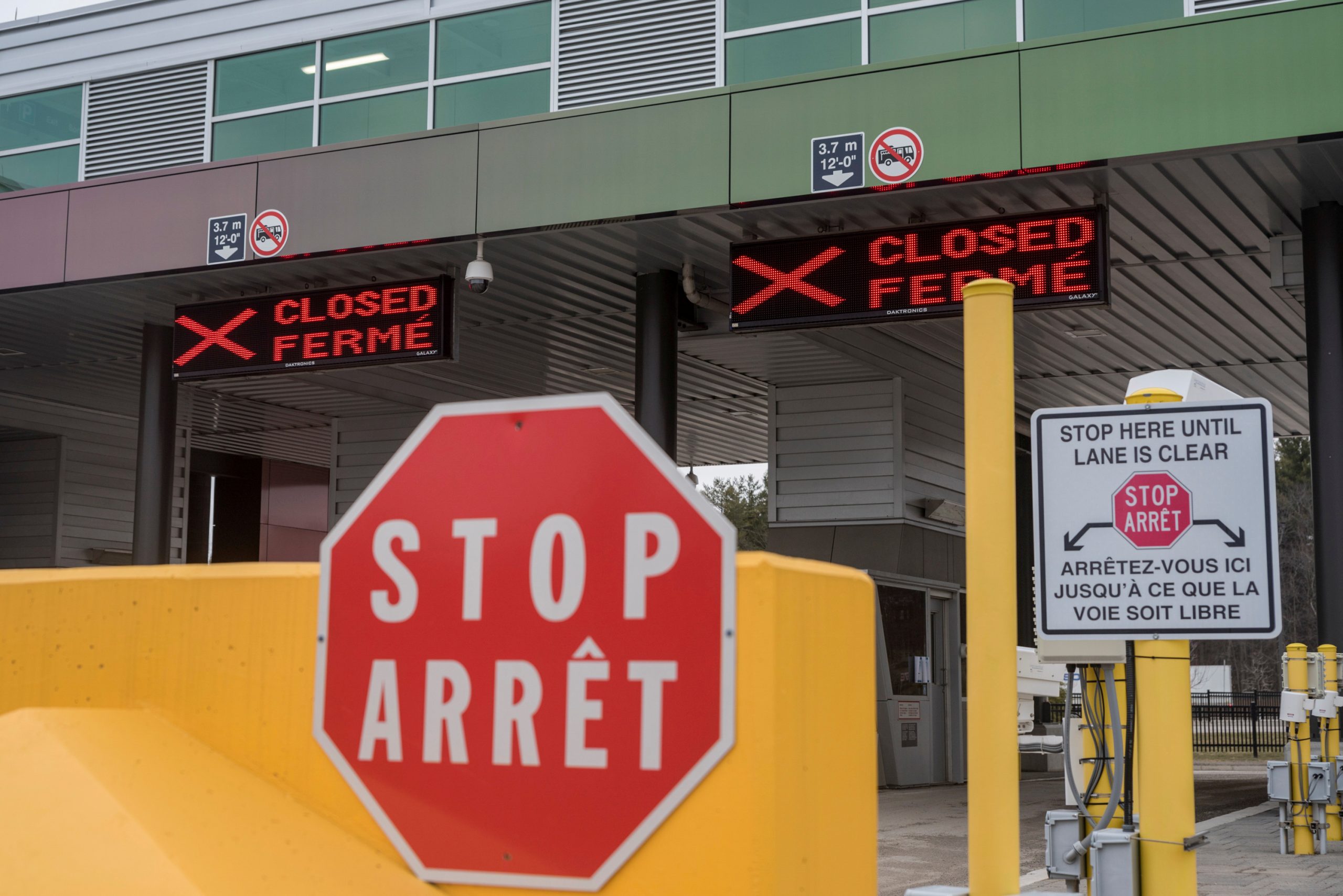 US Extends Non-Essential Travel Restrictions With Canada, Mexico Through August 20