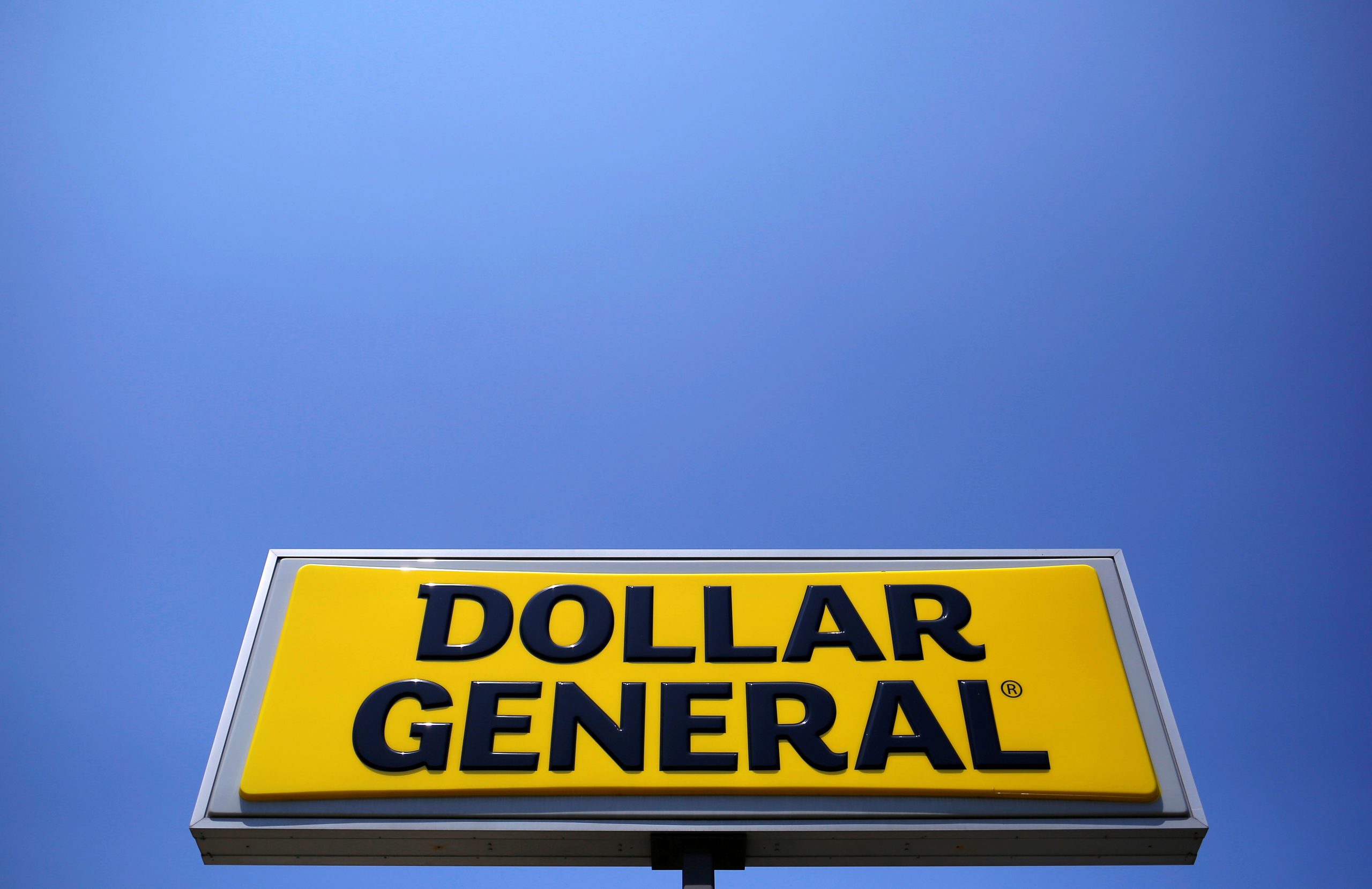 Entire Dollar General Staff Quits Simultaneously, Leaving Behind a Note for Customers