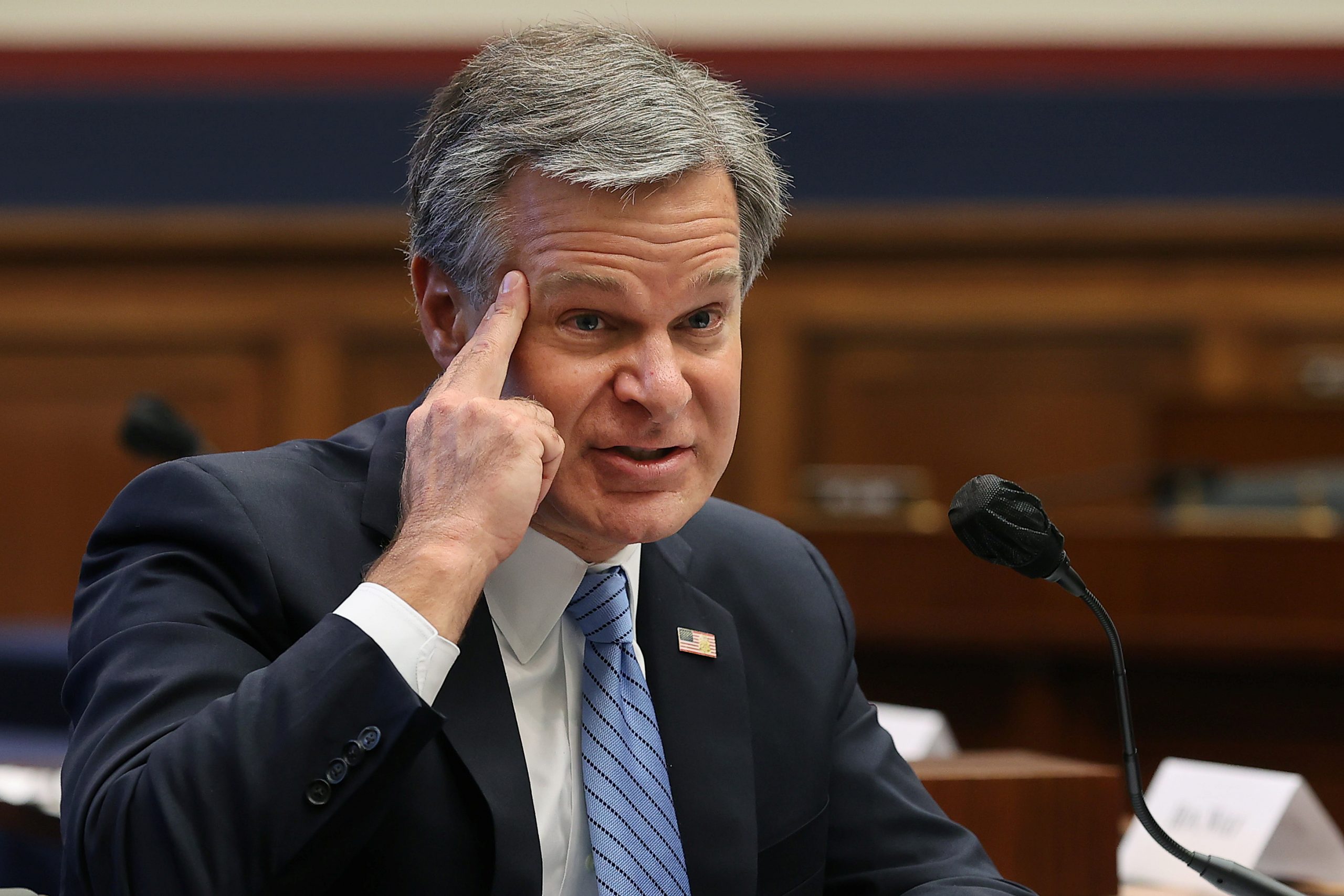 Commentary: FBI ‘Can’t Disclose’ Brian Sicknick’s Cause of Death: Wray