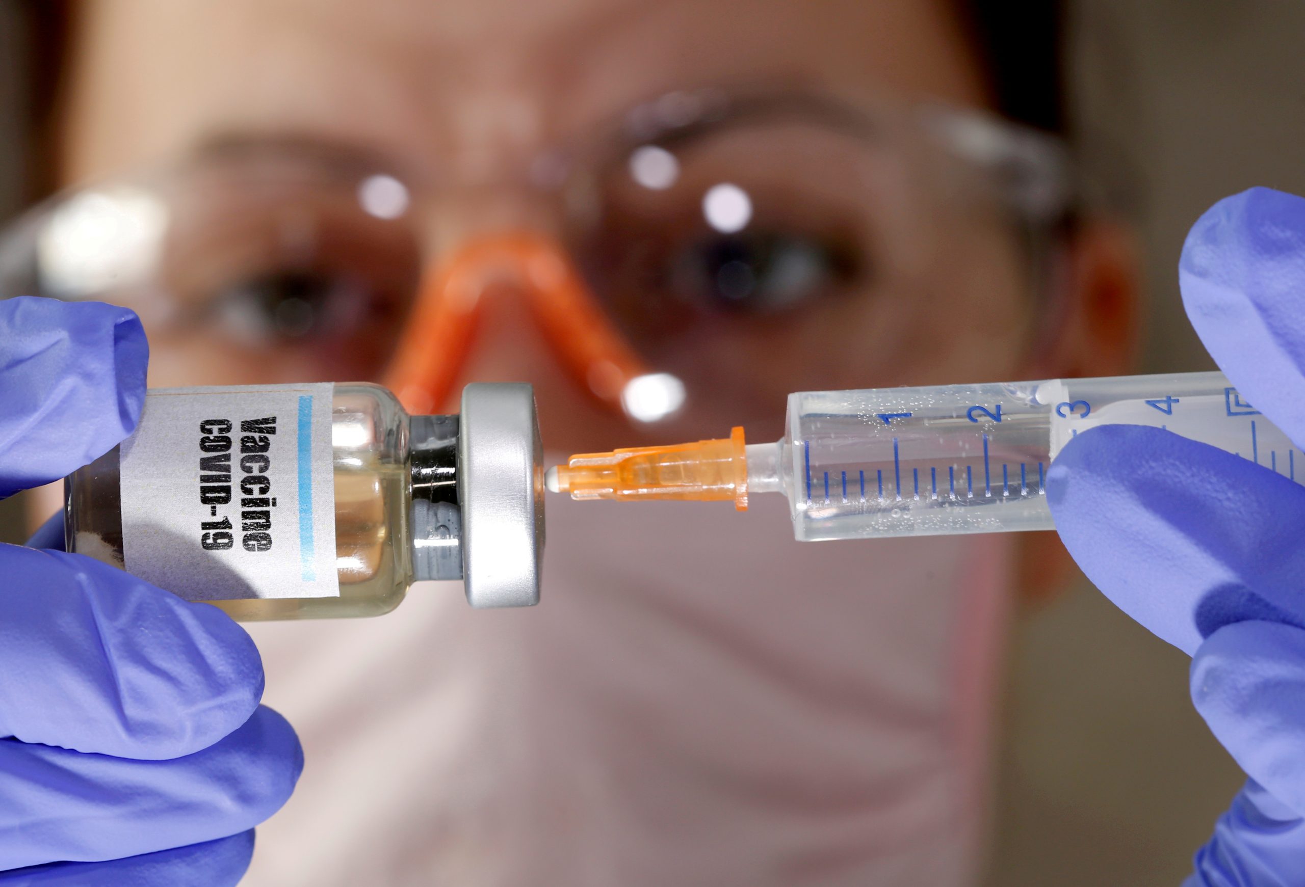 Americans’ Eagerness To Jump on First Generation of COVID-19 Vaccine Falls
