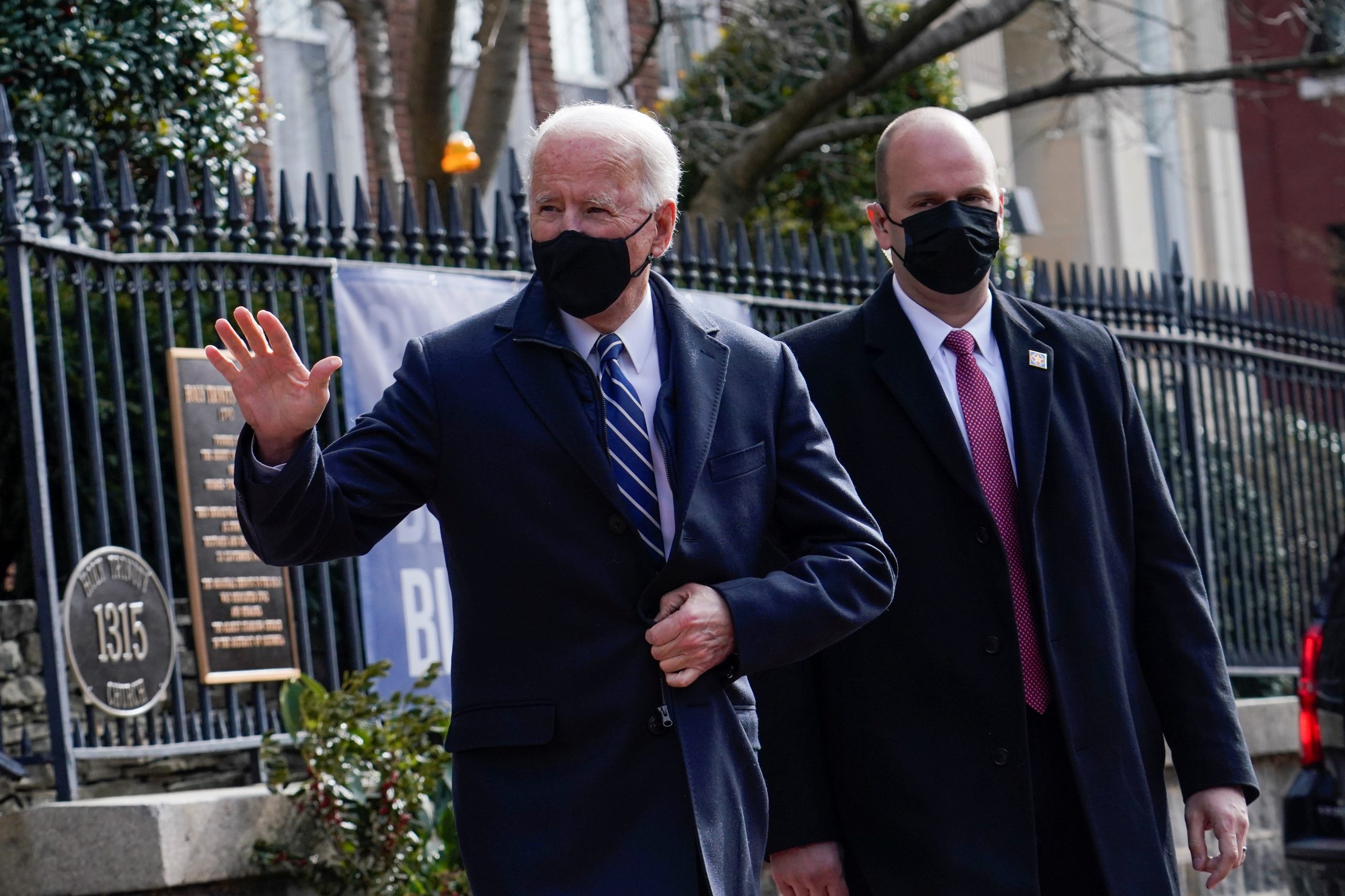 US Bishops Vote Overwhelmingly To Move Forward with Process That Could Deny Biden Communion