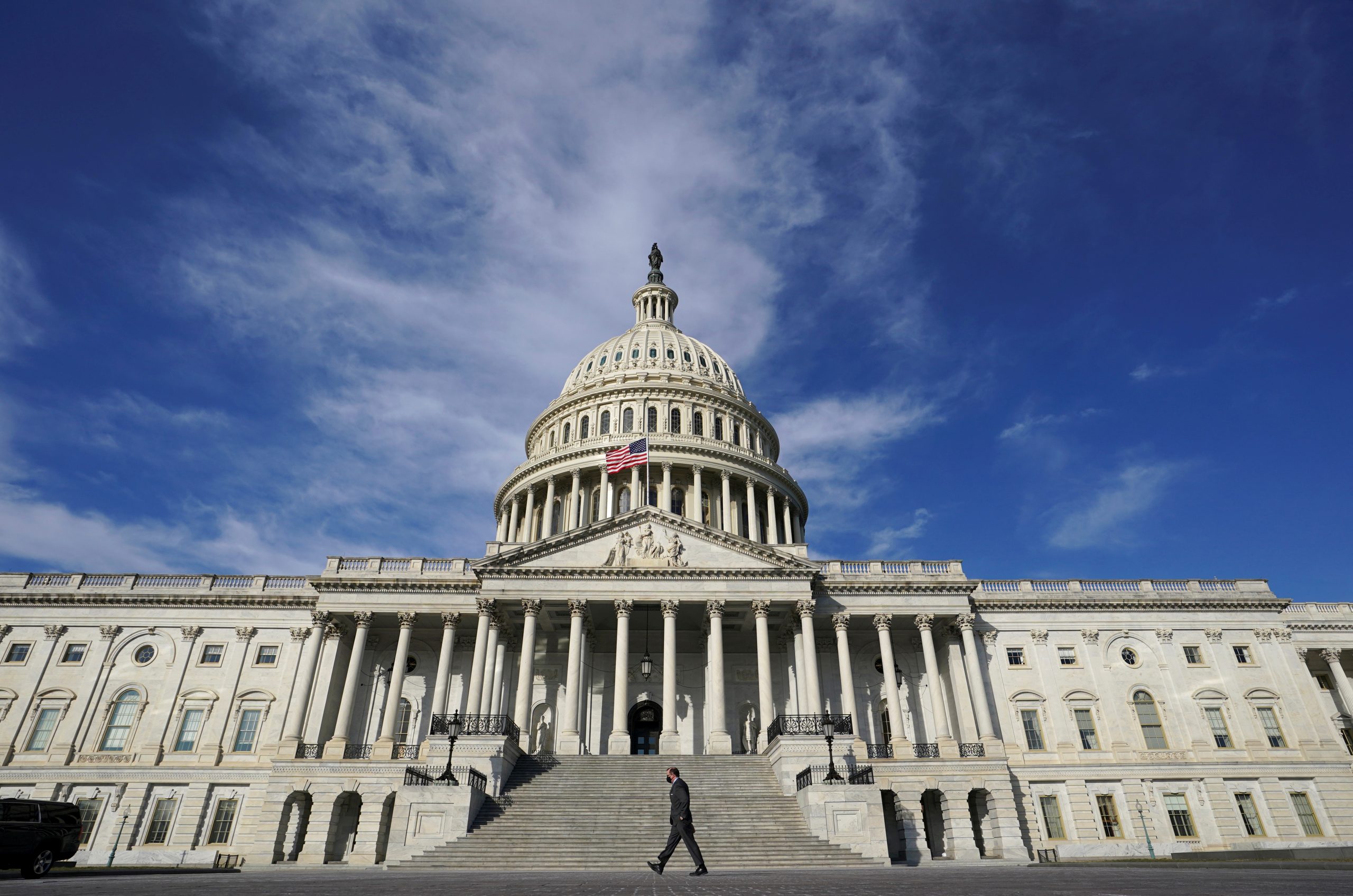 House Dems Pass Bill To Allow Illegal Immigrants To Be Hired as Congressional Staffers
