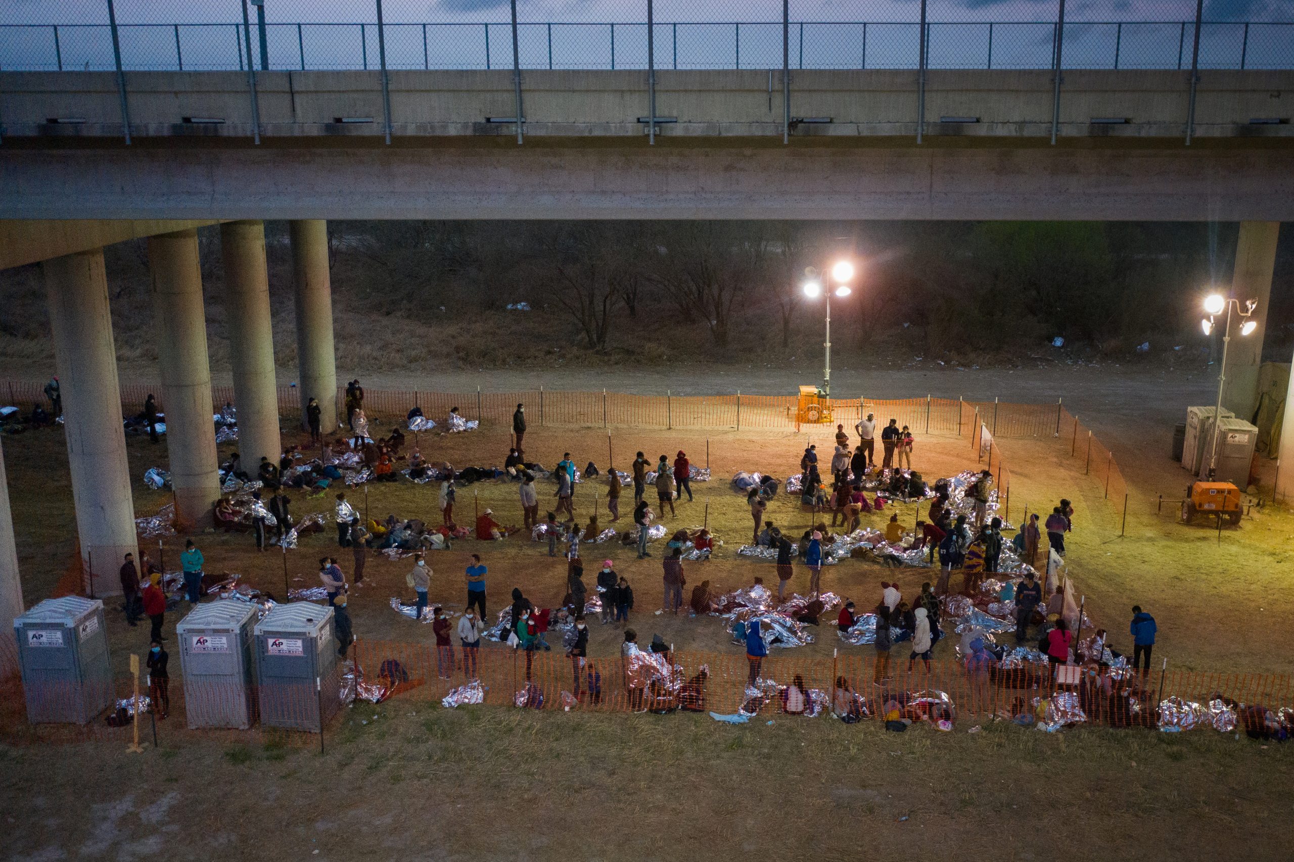 Report: 50,000 Immigrants Released Into US Without Court Date – Only a Small Fraction Report To ICE