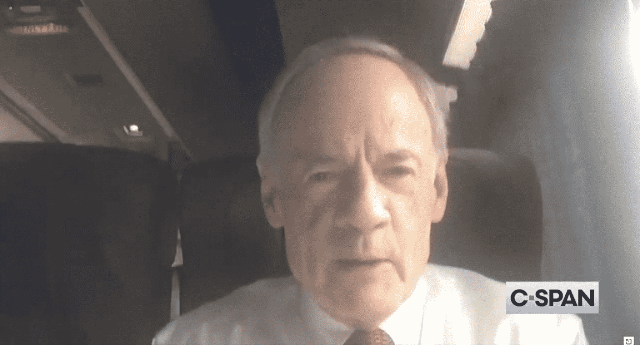 Dem Senator Opens a Hearing From a Bumpy Train Ride: ‘I’m Not Jittery’