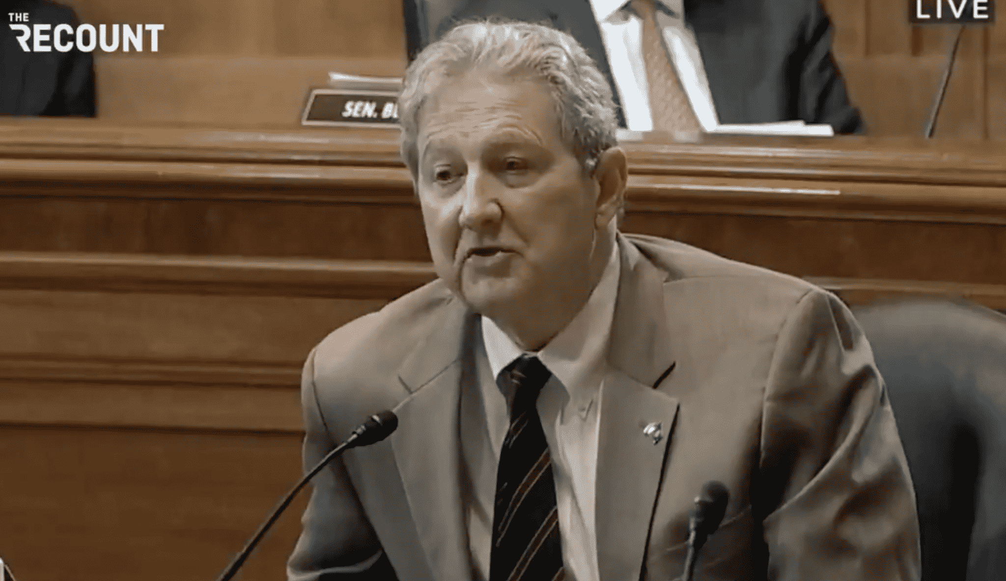 ‘Dr. Fauci Seems Confused’: Sen. Kennedy Questions CDC Director About Origin of COVID-19