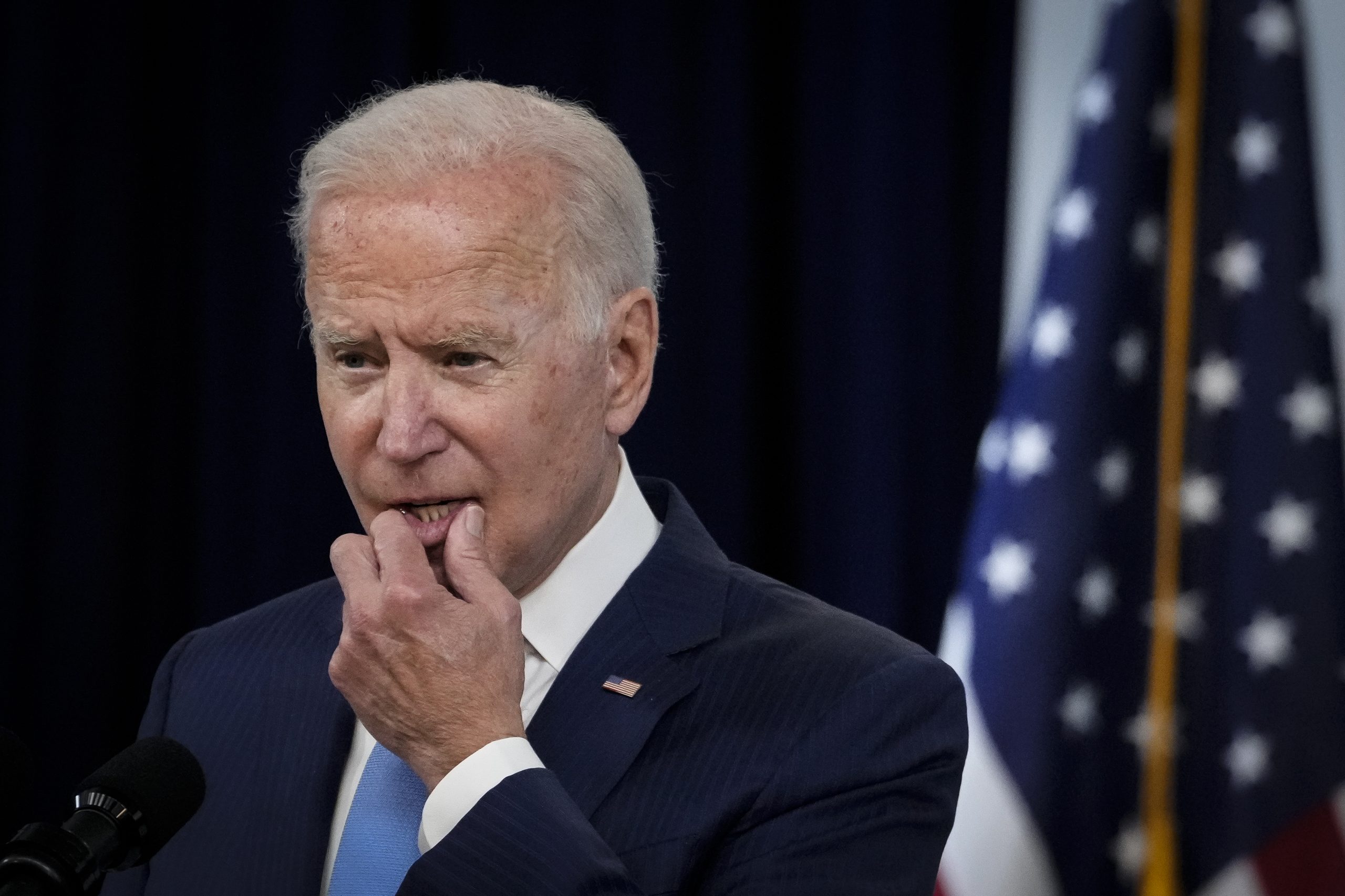 Retiring FDA Officials Say Biden’s Booster Program ‘Not Needed’ To Combat Pandemic