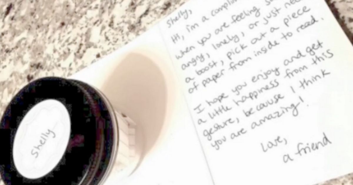 People Ecstatic as Mass Secret Admirer Leaves Personal Surprises for Dozens of People