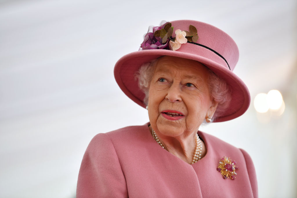 BREAKING: Queen Elizabeth II Dies at Age 96