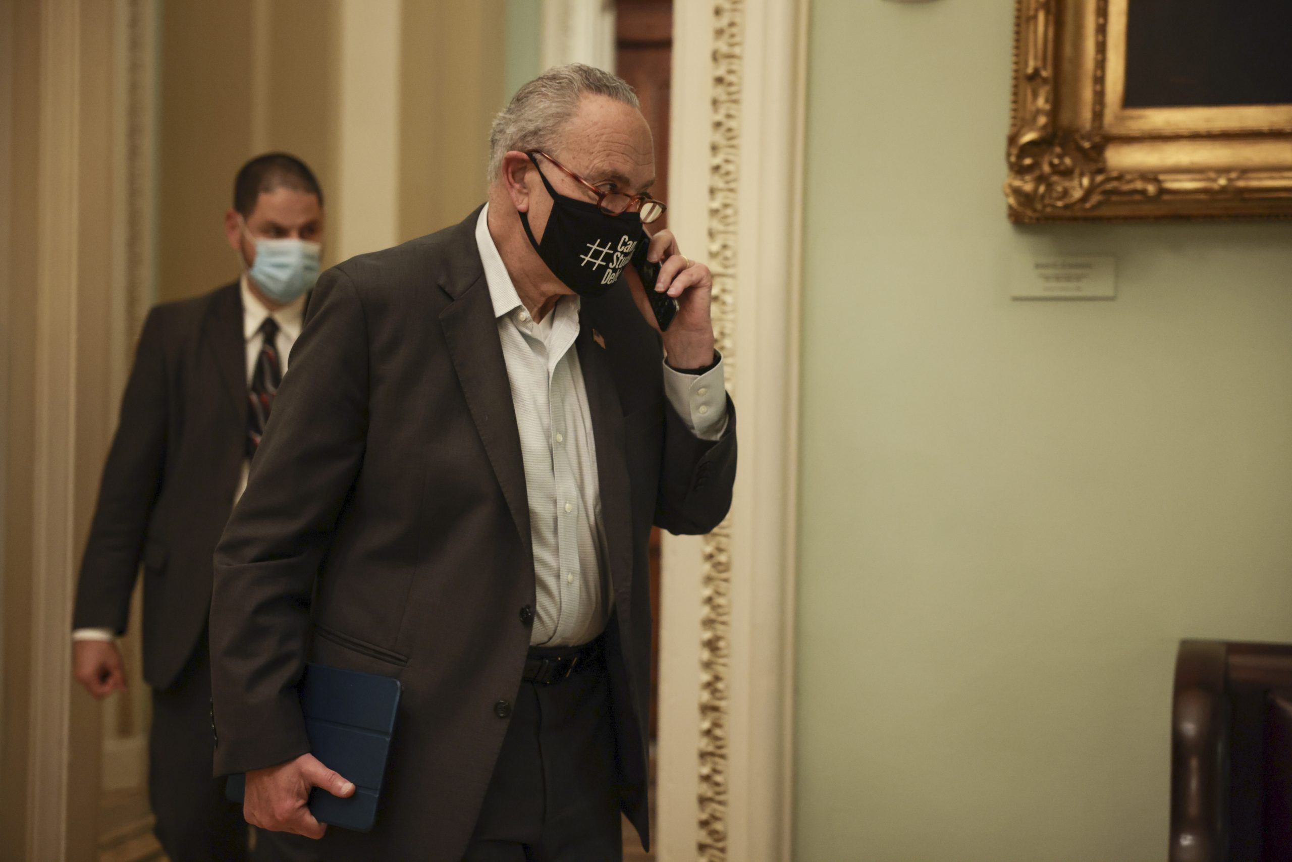 Schumer Proposes Deploying Dogs to Replace TSA Agents Lost to Vaccine Mandate