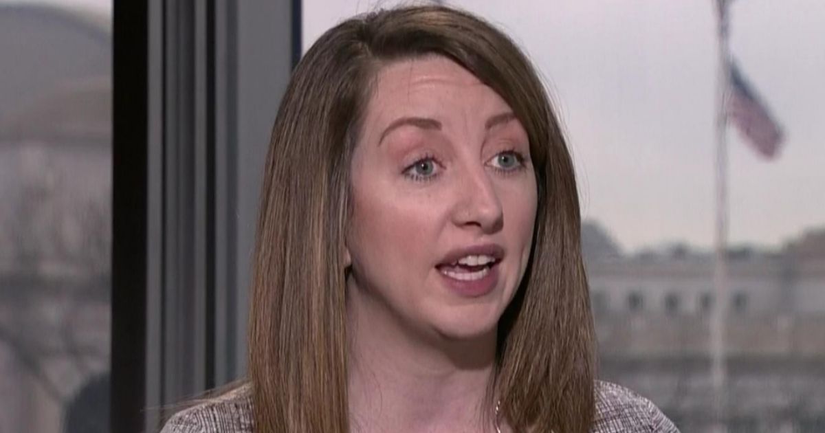 Reporter Shames Family of Dead Marine for Not Wearing Masks, Removes Photo After Outrage