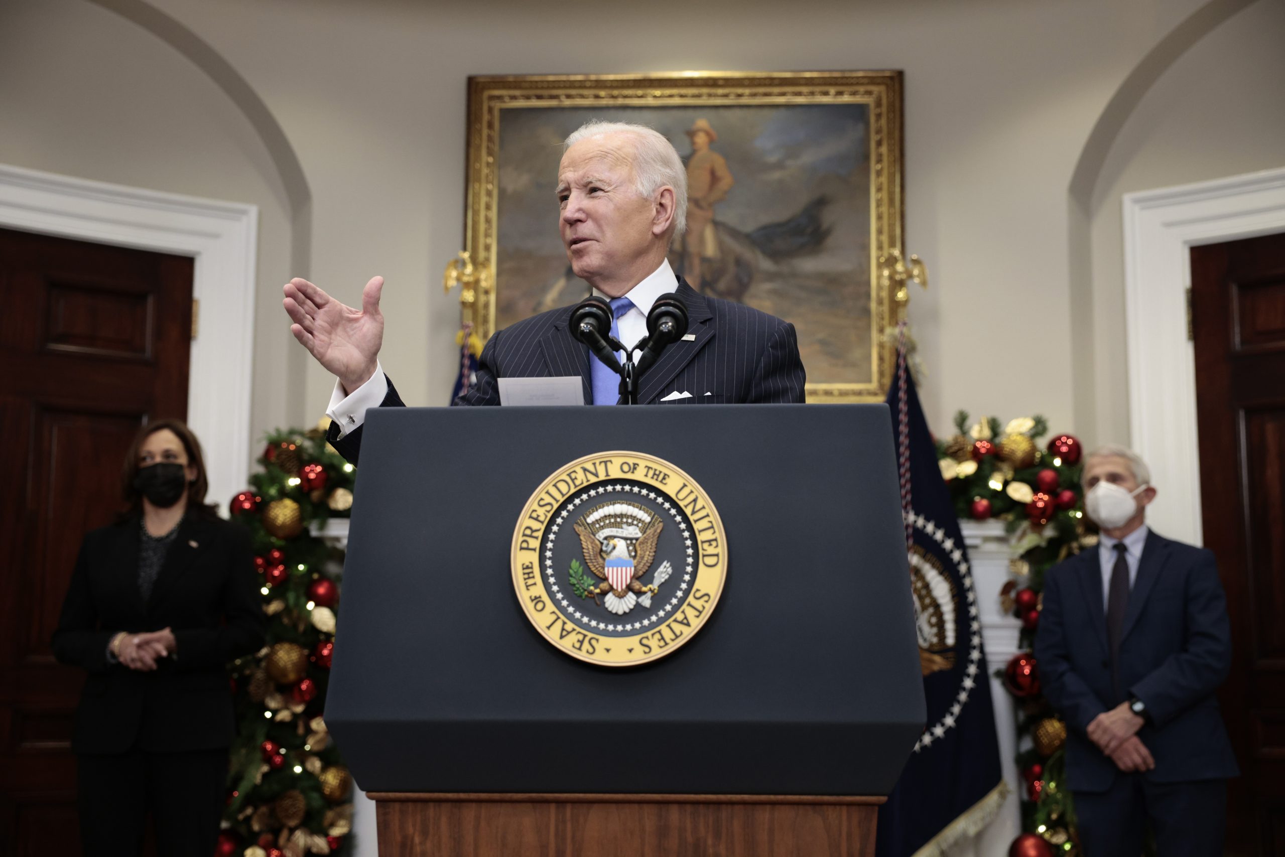 House Dems Mocked for Tweet Meant to Thank Biden for Lowering Gas Prices by Two Cents