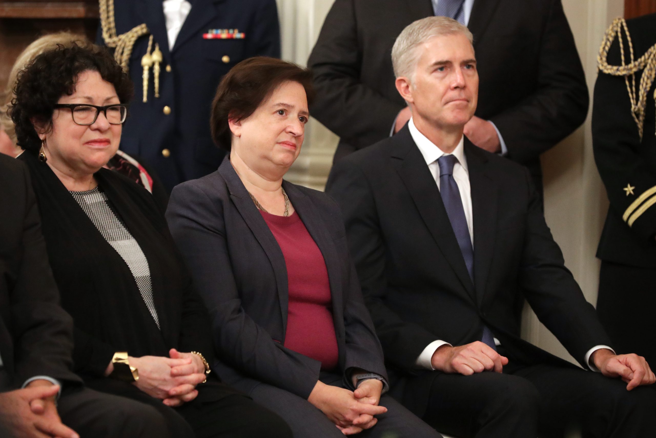 Sotomayor, Gorsuch Knock Reporting on Tensions Over Wearing a Mask