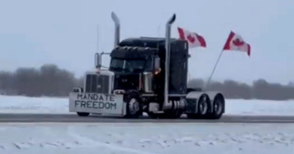 Truck Drivers Become Biden and Trudeau’s Worst Nightmare, Disrupt US-Canada Border to Protest Vax Mandate