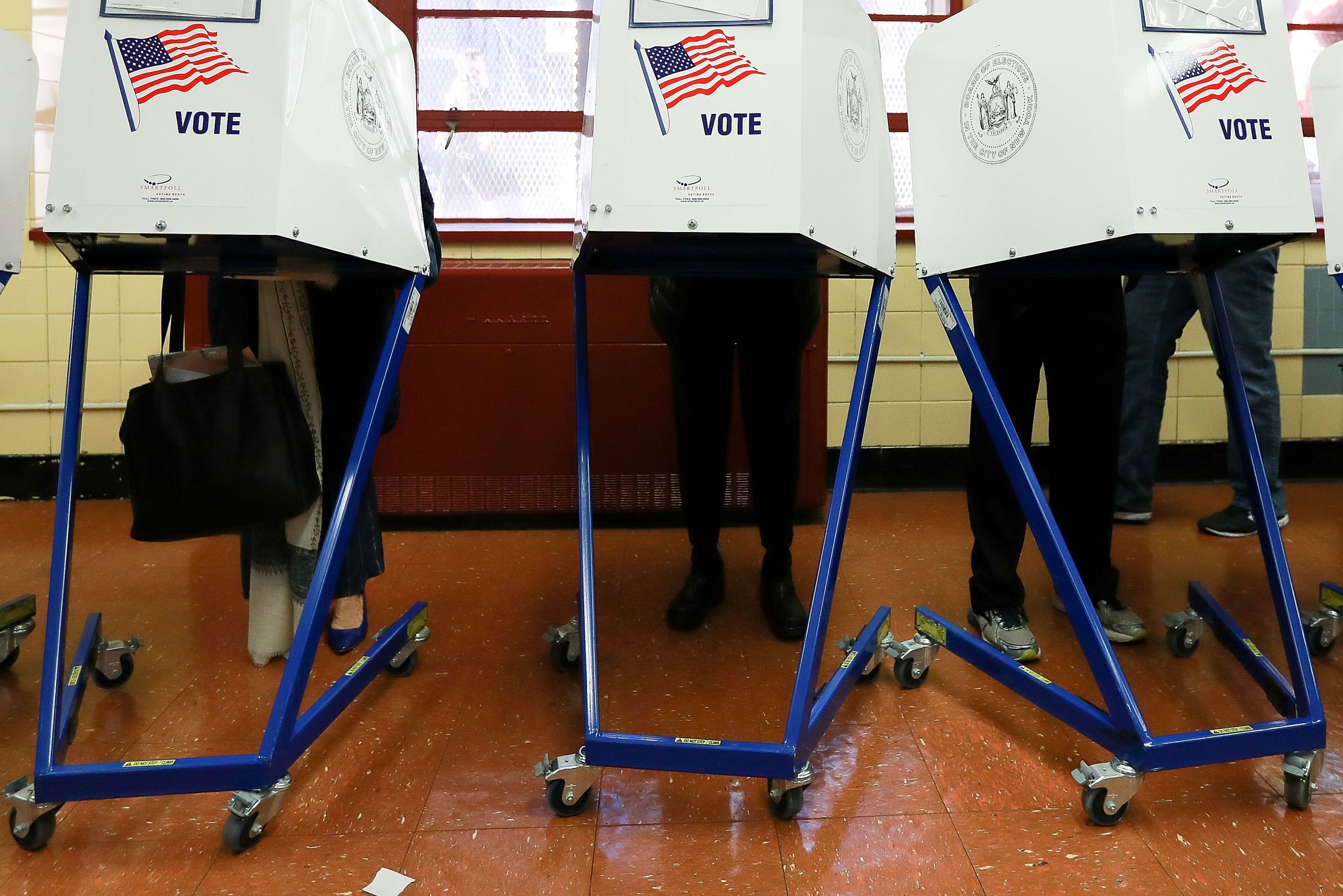 Red Wave Incoming: Poll Shows Landslide Victory for GOP Across America in 2022
