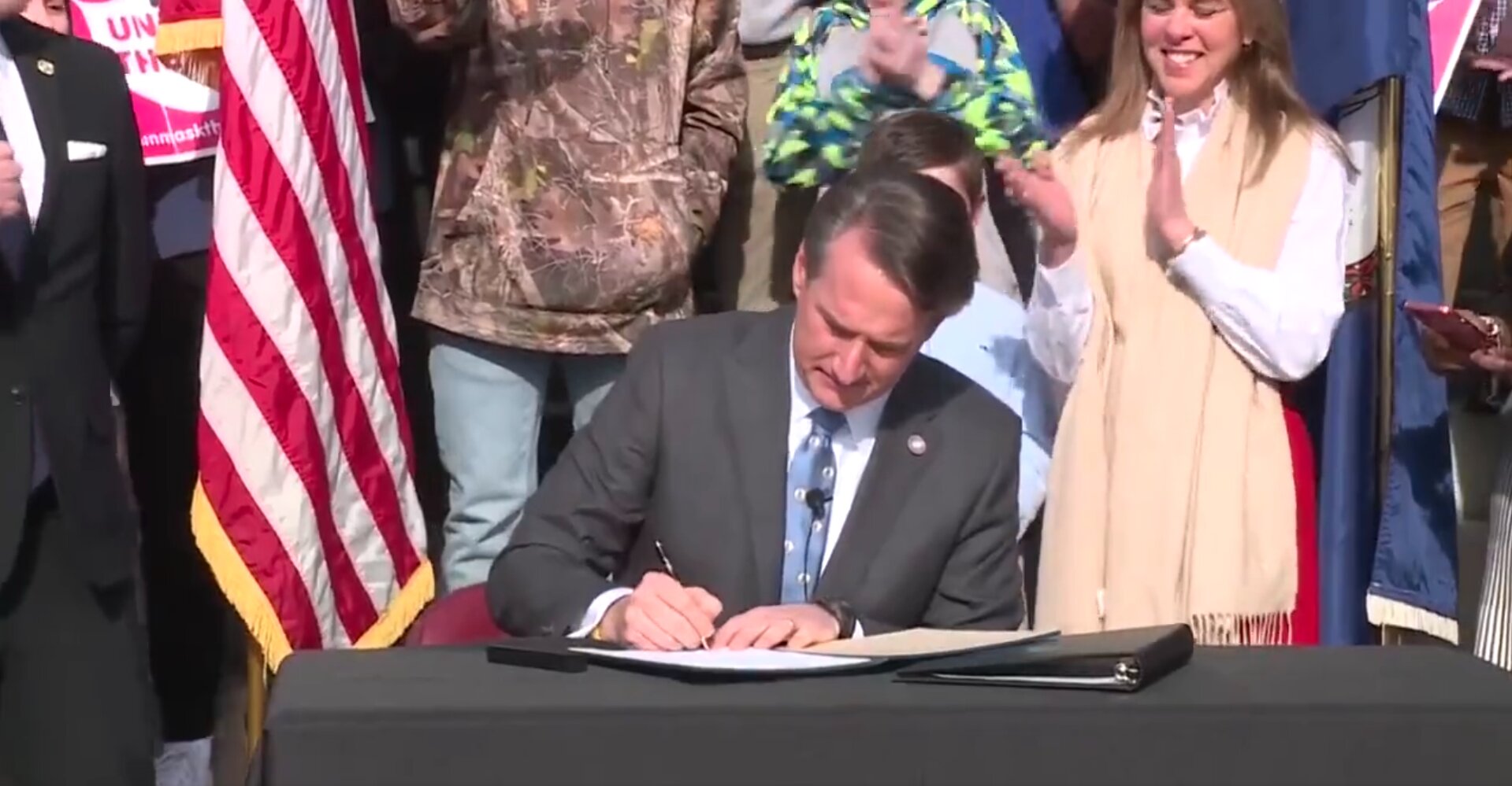Youngkin Signs Bill Banning School Mask Mandates in Virginia