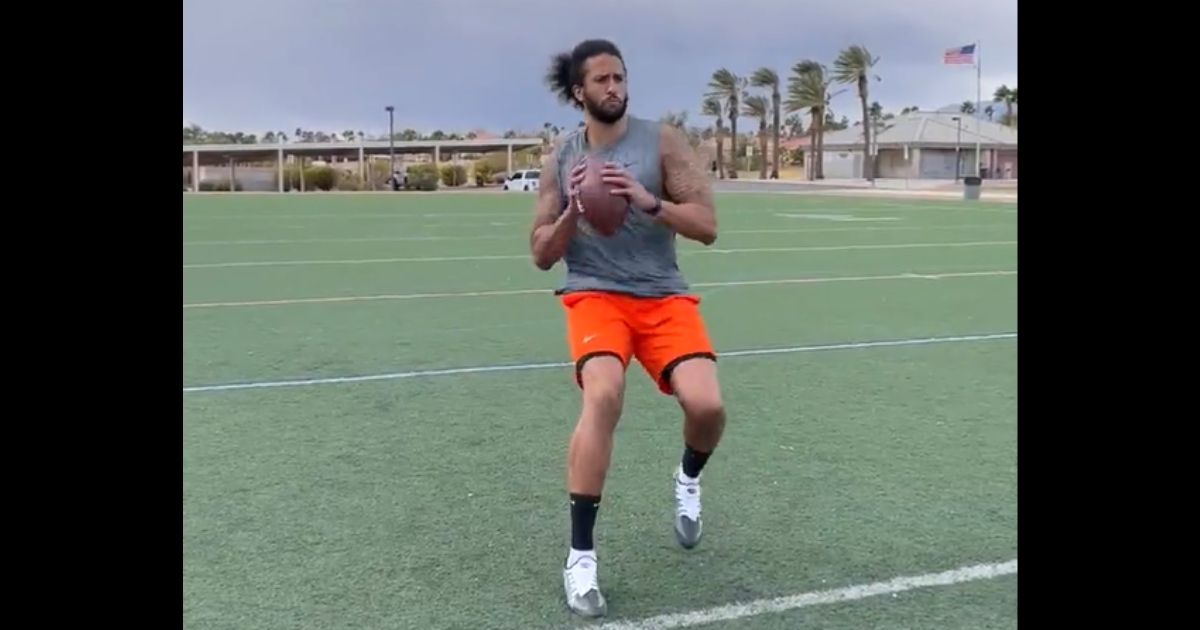 Kaepernick, Who Likened NFL to Slavery Last Fall, Announces He Wants to Play Again