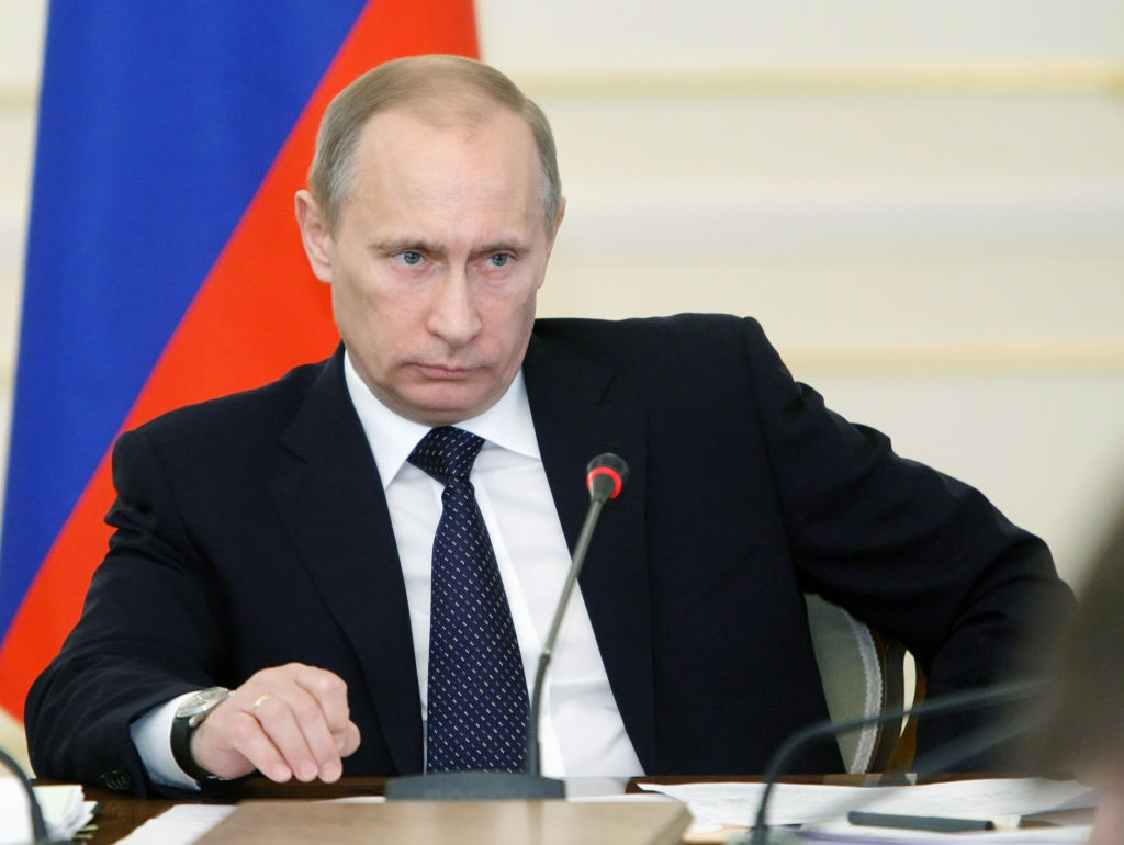 Disastrous Turn in Ukraine Followed by Calls for Putin to Hand Over Power