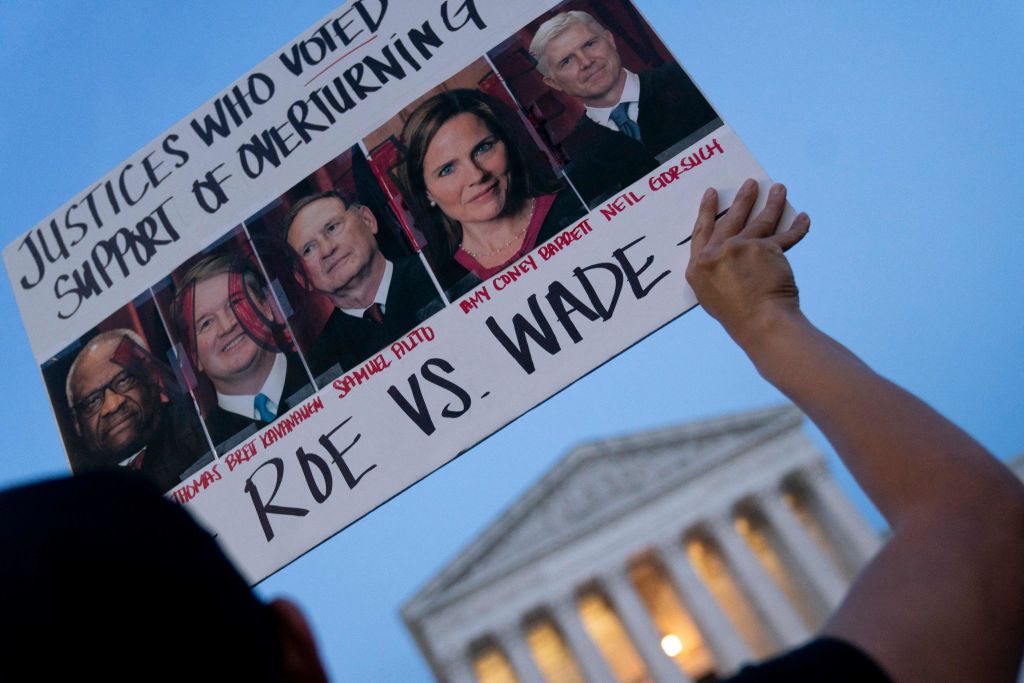 Democrats Introduce Bill Enacting Term Limits for Supreme Court Justices