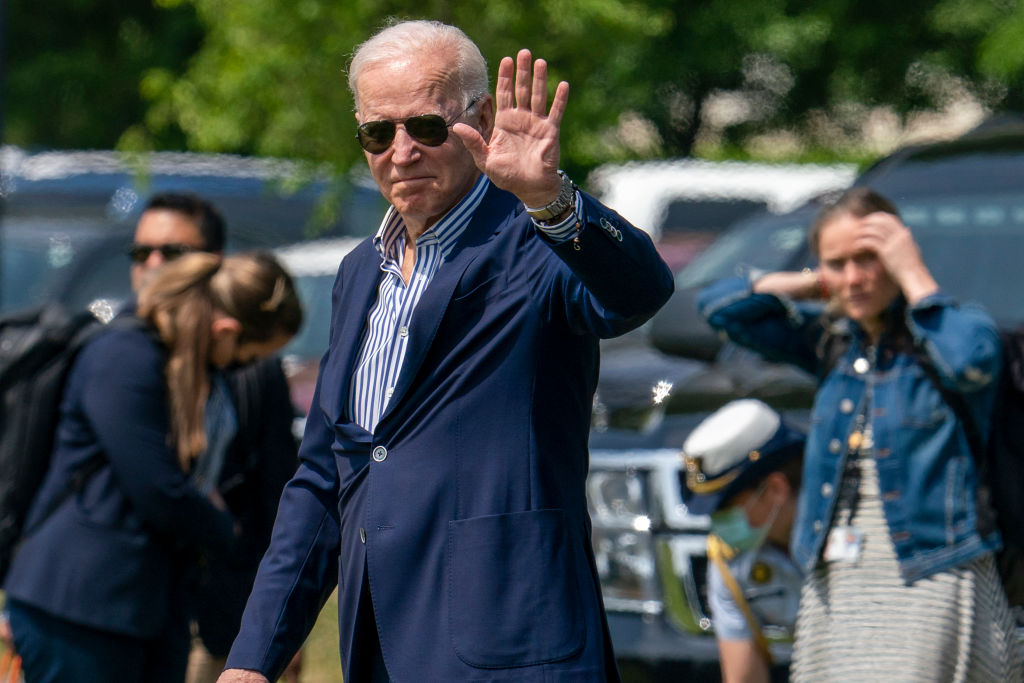 Joe and Hunter Biden on ‘Black List,’ Permanently Banned from Entering Russia