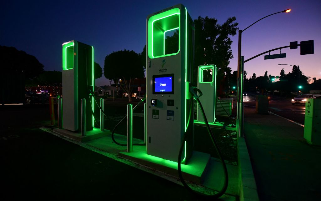 Not a Joke: Ford Says Don’t Use Heater in Electric Truck in Winter to Save Battery – But That’s Not All