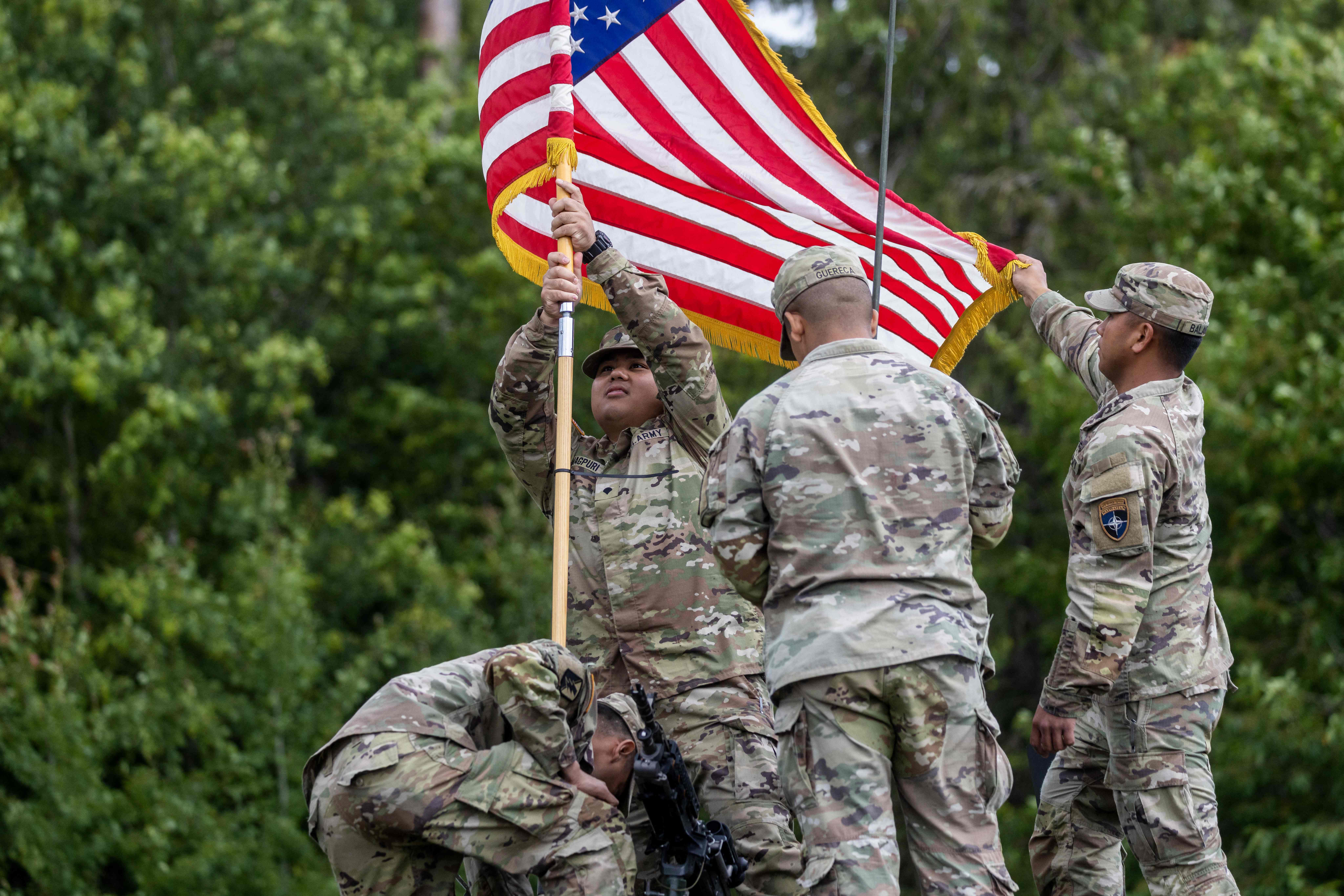 Army Begins Soft Purge of Unvaccinated by Depriving Them of Pay and Benefits