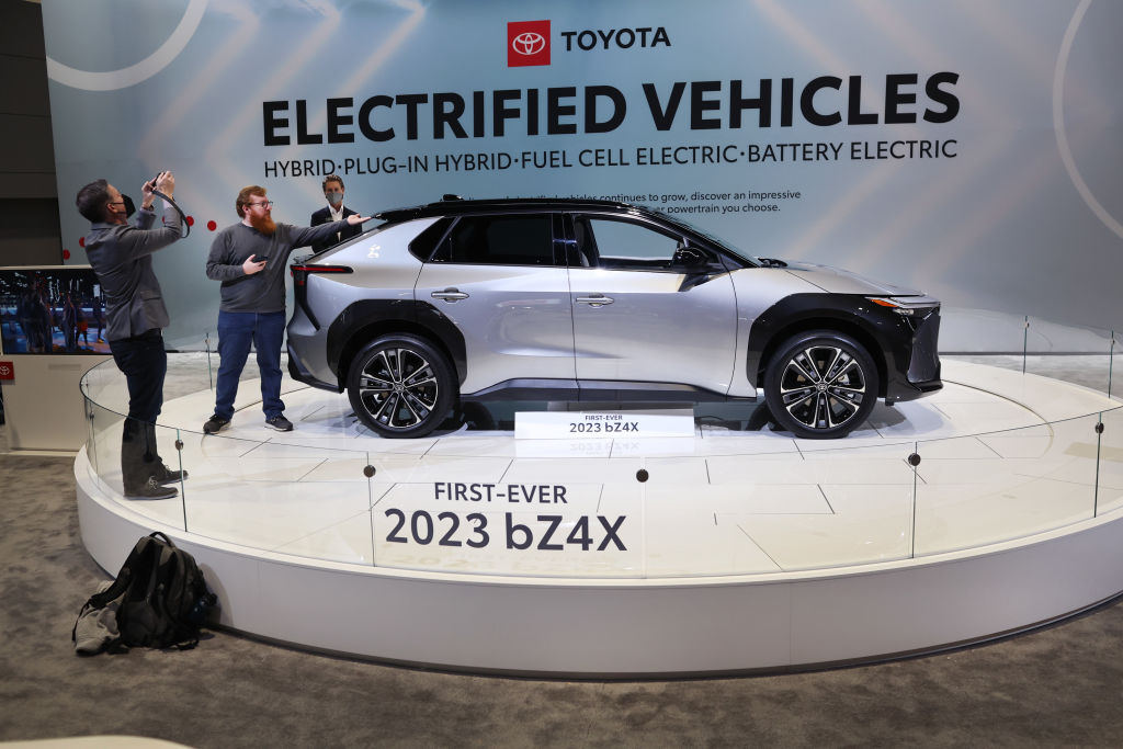 Toyota Chairman Who Was Hesitant to Embrace Electric Vehicles Says ‘People Are Finally Seeing Reality’