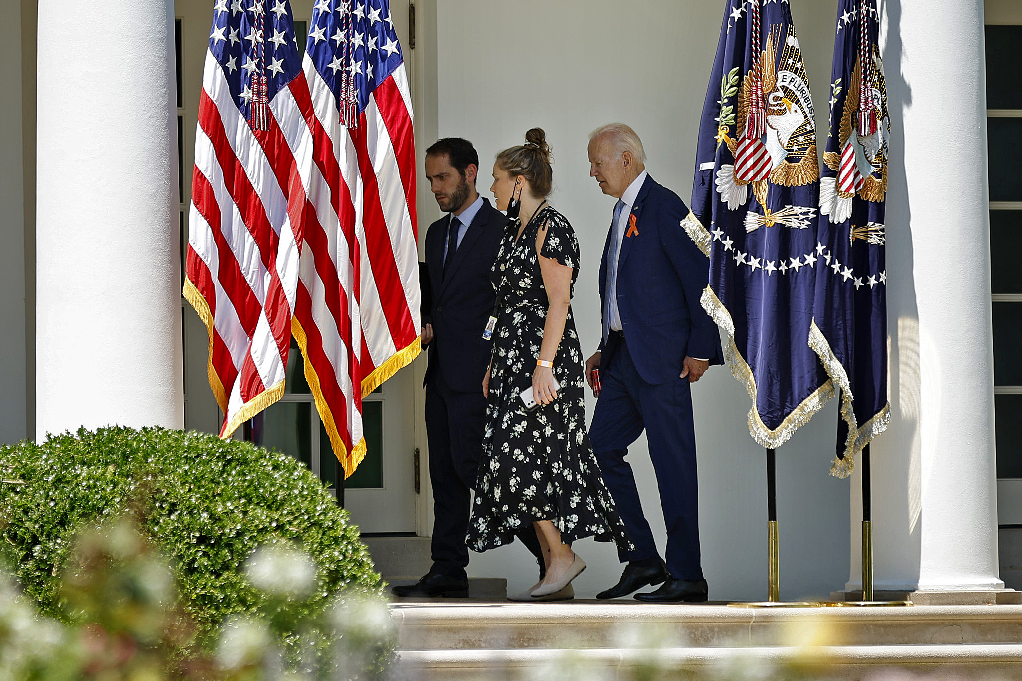 Biden’s Personal Aide Set to Leave the White House