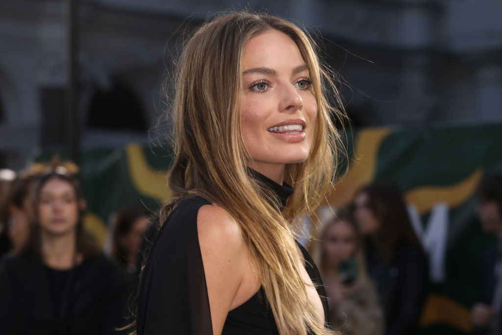 Margot Robbie Talks ‘Dying on the Inside’ After Photos From ‘Barbie’ Set Were Leaked
