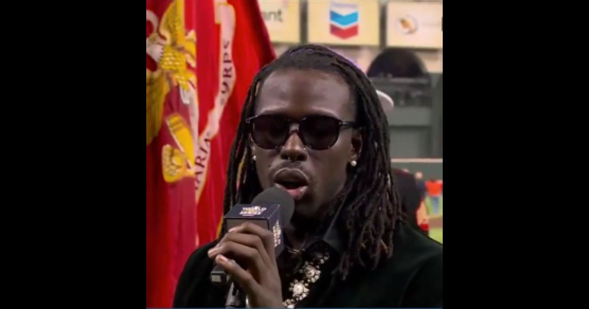 Fans Furious After Famous Singer Flubs National Anthem: ‘Pathetic’