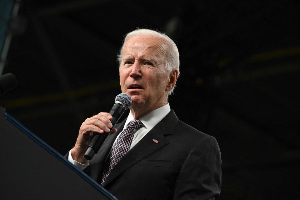 Peter Doocy Has Perfect Response to President’s ‘No One F***s with a Biden’ Claim
