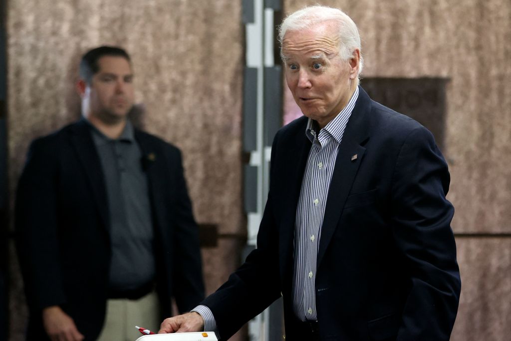 People Notice Huge Addition to Biden’s Tweet After Musk Takeover