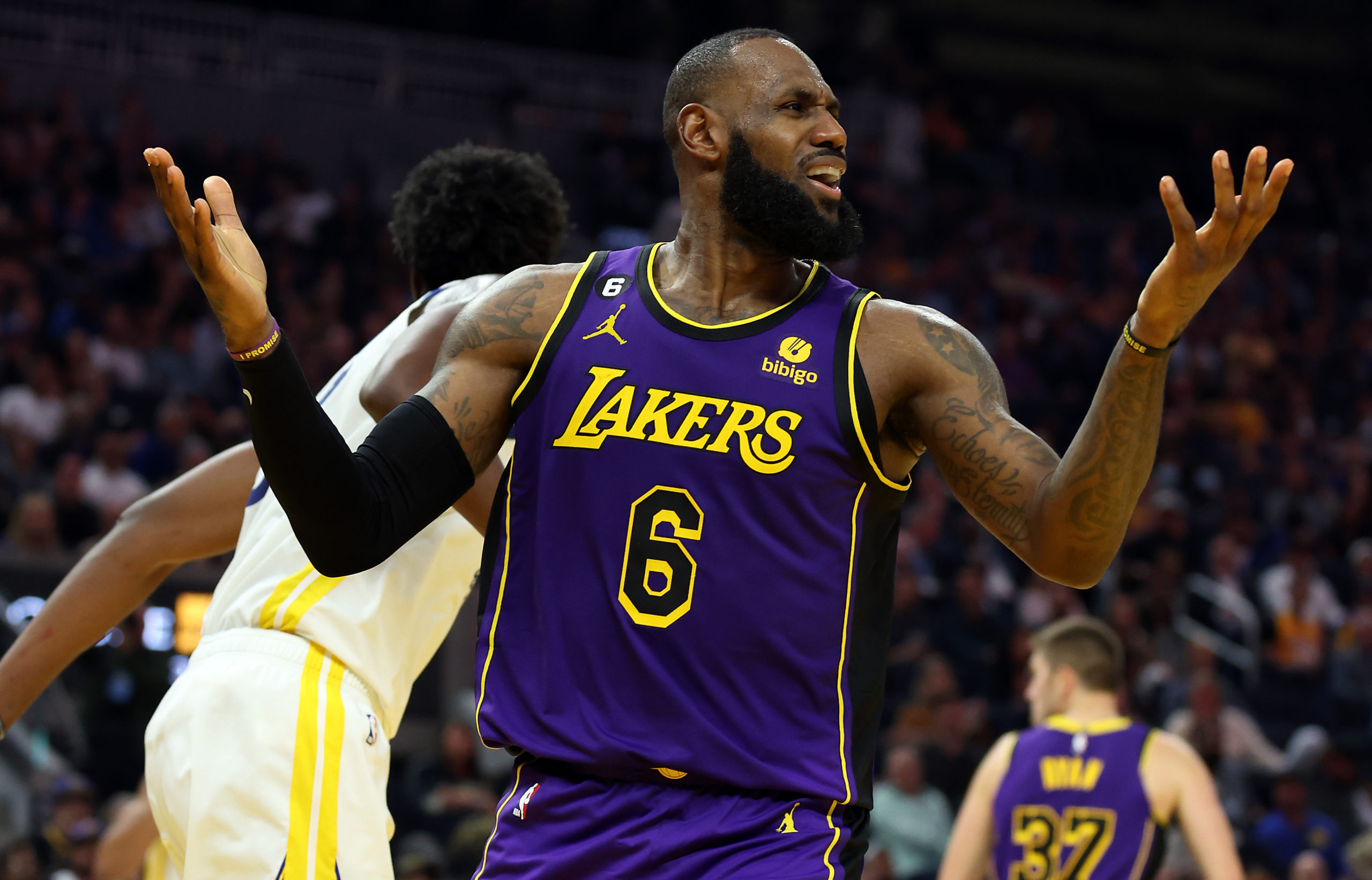 LeBron Exposed on Camera: He’s an All-Time Terrible Teammate