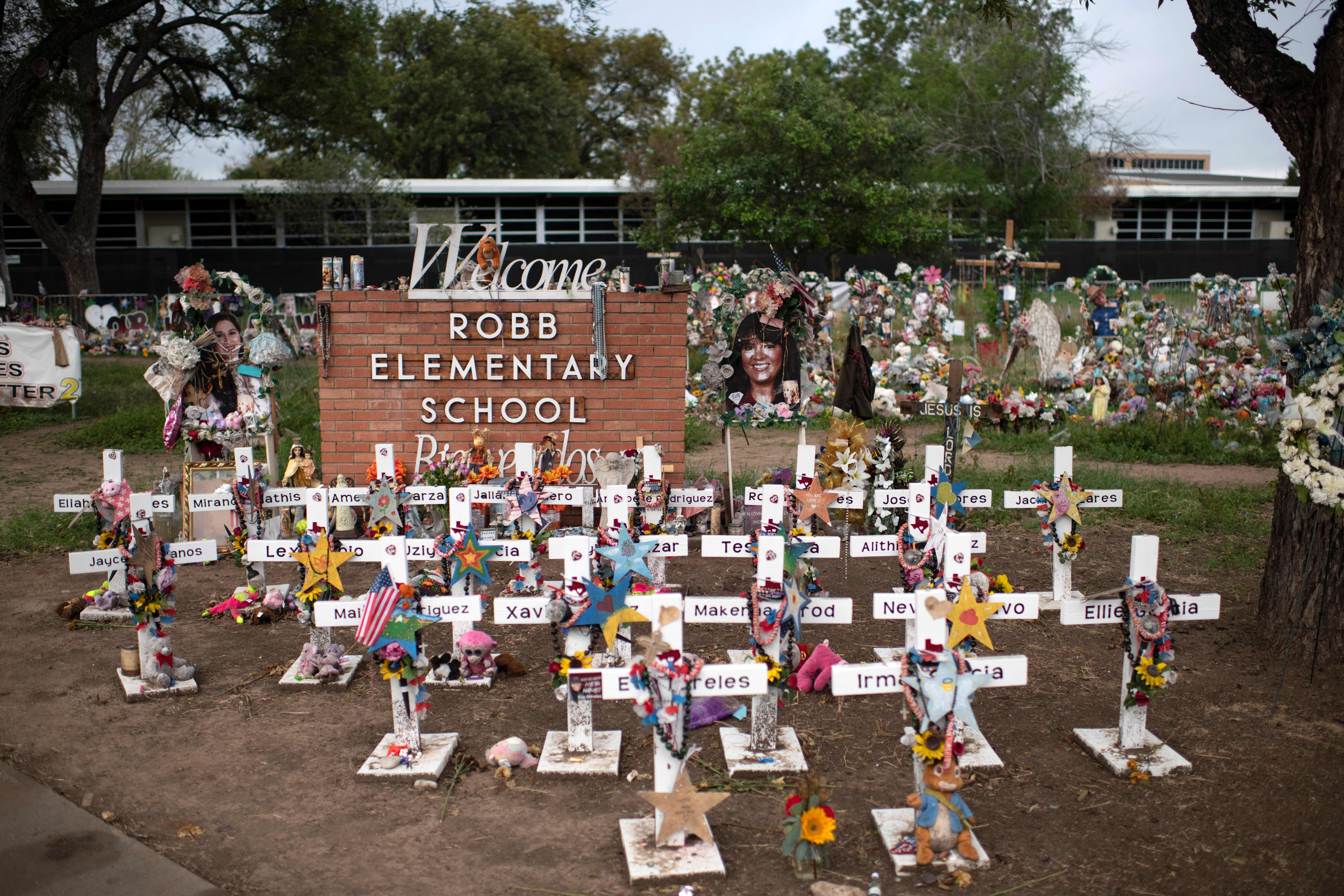 Previously Unreleased Records Show How ‘Chaotic Medical Response’ Hampered Treatment for Uvalde Victims