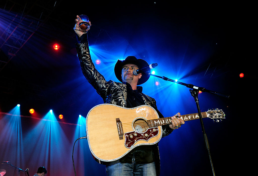 Country Star John Rich, Ben Carson, and Larry Elder Team Up to Launch Anti-Woke Bank