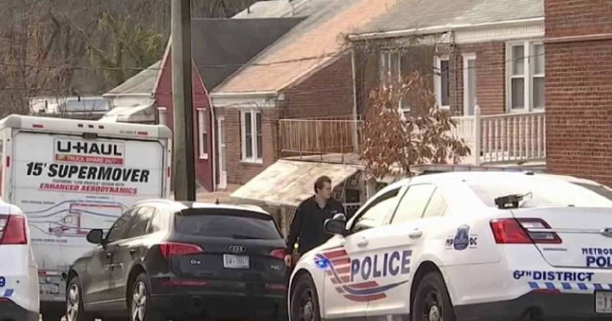 4-Year-Old Stumbles Into DC Hospital With Gunshot Wound – Mystery Erupts Around Who’s Responsible