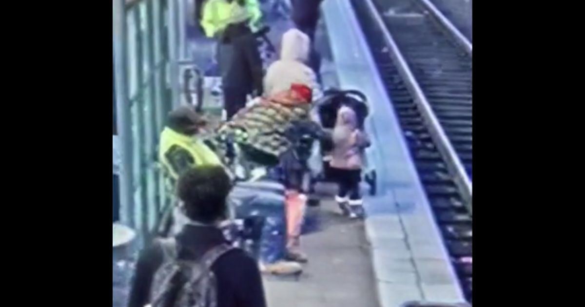 Is Portland Turning Into New York City?  Video Captures Woman Pushing Child Onto Train Tracks