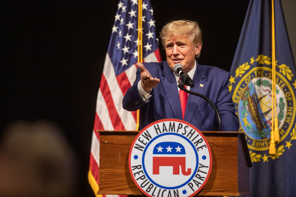 Trump Lashes Out at DeSantis – Slaps Him With 4-Letter Label
