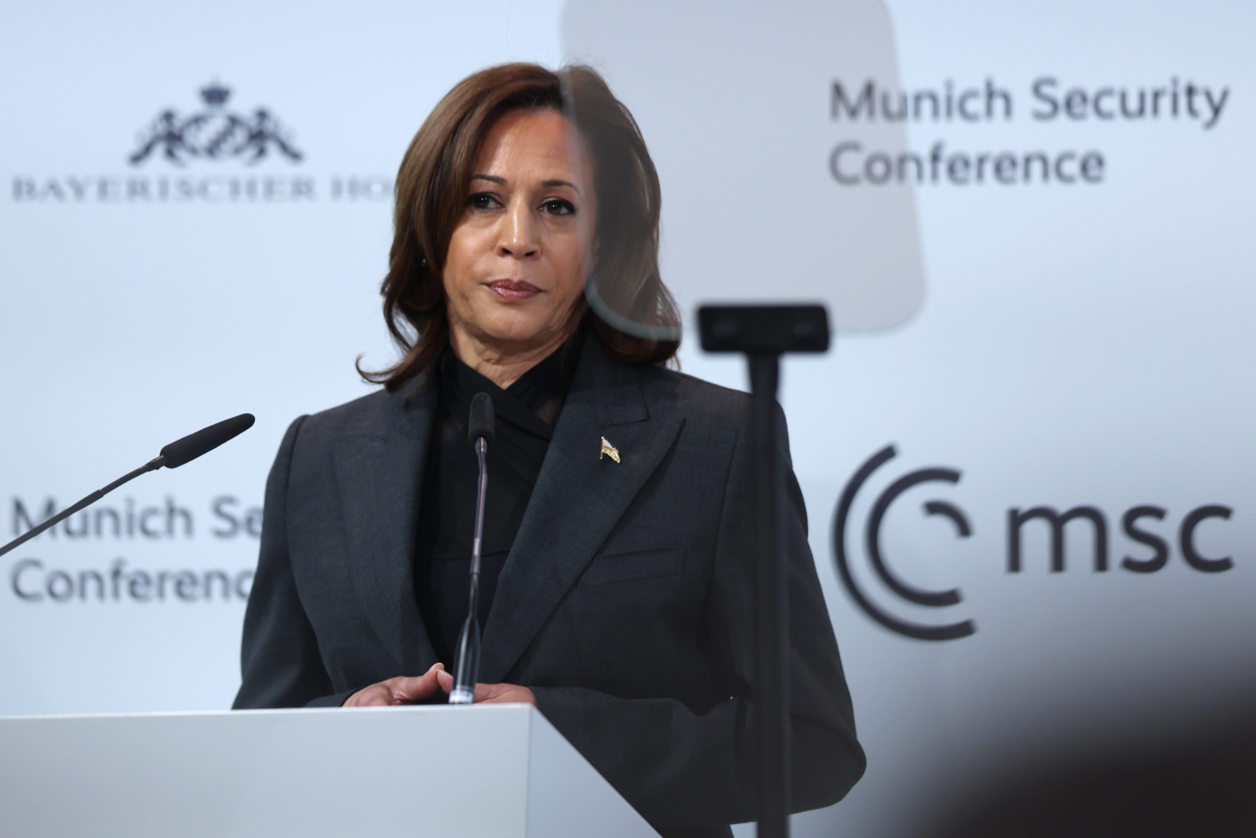 Former Dem Governor Stiffens When Asked About Kamala Harris in Interview
