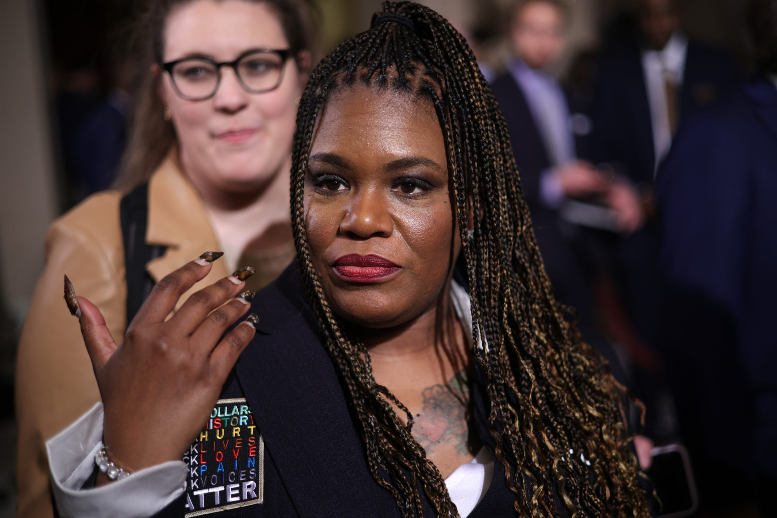 Report Reveals ‘Squad’ Member Married a Man Who Was a Security Guard for Her Campaign
