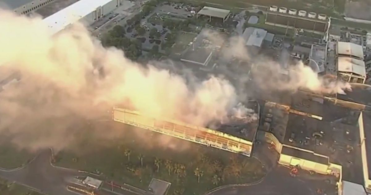 Fire Breaks Out at ‘Green’ Energy Plant, Noxious Smoke Is So Bad Mayor Urges Residents to Stay Indoors