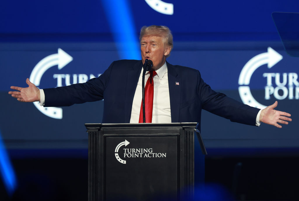 Trump Responds to DeSantis Jumping in 2024 Race, Takes Shot at Leftists in Truth Social Post