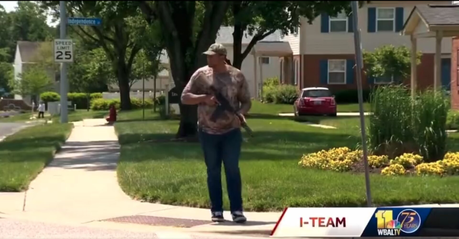 Twitter Users Blow Up Over Journalist Sharing ‘Both Sides’ of Man Protesting With AR-15