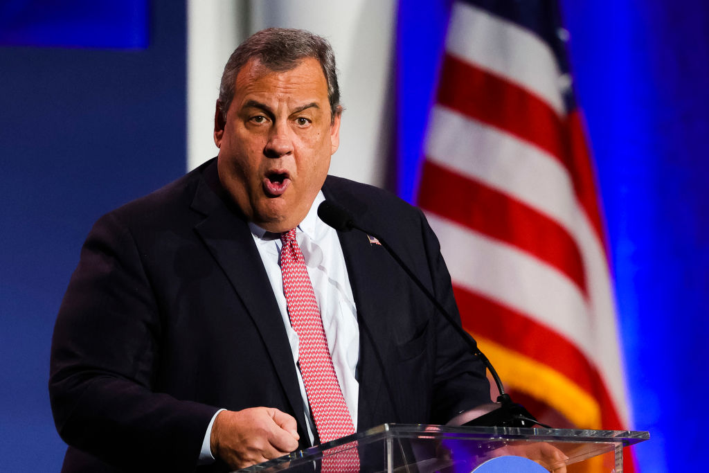 Chris Christie Crashes and Burns As Freedom Summit Boos Him, Kills His Campaign by Insulting the Crowd’s ‘Reprehensible’ Beliefs