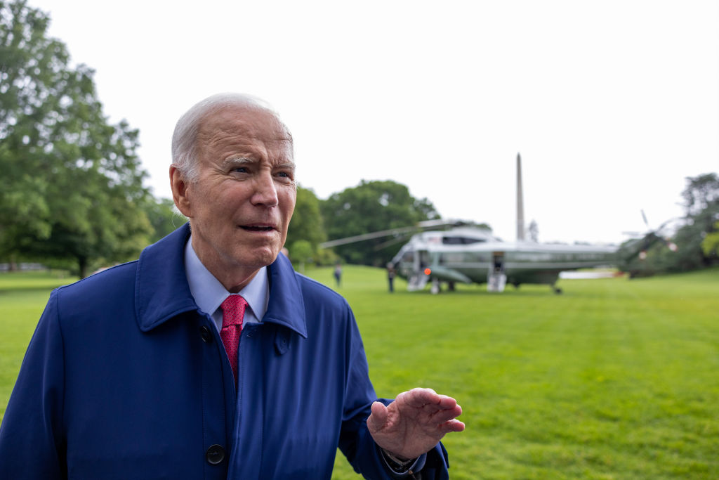White House Post of Graph Bragging About Inflation Going Down Completely Blows Up in Its Face