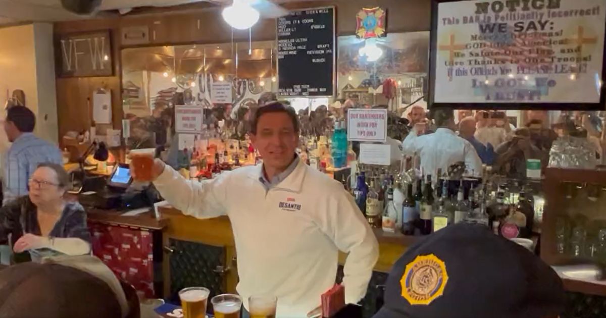 DeSantis Bartends for Veterans, Brings Down the House with Bud Light Comment