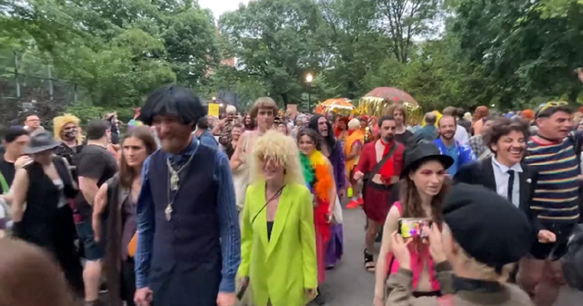 Disturbing Chant Breaks Out at NYC Drag March: ‘We’re Coming for Your Children’